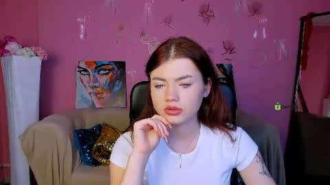 Snapshot of isabel_wave chatting on June 19, 2026, 7:06 pm isabel online show from June 19, 2026, 7:06 pm
