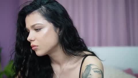 Snapshot of isabelamber chatting on November 26, 2025, 9:38 pm Isabel online show from November 26, 2025, 9:38 pm