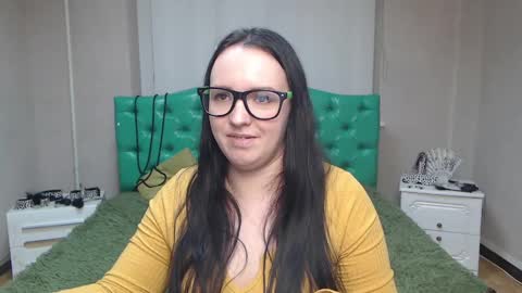 Snapshot of isabelblackberry chatting on December 16, 2024, 9:24 am IsabelBlackberry online show from December 16, 2024, 9:24 am