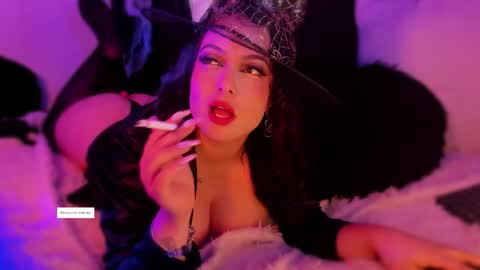 Snapshot of isabelitha chatting on October 16, 2025, 3:51 am isabella online show from October 16, 2025, 3:51 am