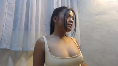 Isabell online show from May 18, 2026, 9:09 pm