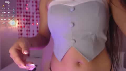 Snapshot of isabella__shine chatting on February 18, 2025, 3:32 pm Isa online show from February 18, 2025, 3:32 pm