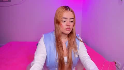 Isabella Arias online show from January 7, 2025, 4:29 am