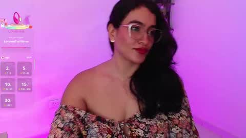 Snapshot of isabella_aristi03 chatting on September 20, 2025, 3:40 am isabella_aristi03 online show from September 20, 2025, 3:40 am