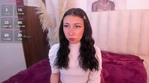 isabella_crofts online show from March 20, 2026, 2:16 am