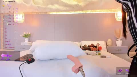 Isa online show from April 19, 2026, 4:01 am