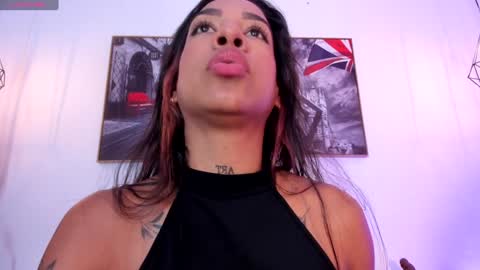  Isabel Lopez online show from February 1, 2025, 11:54 am