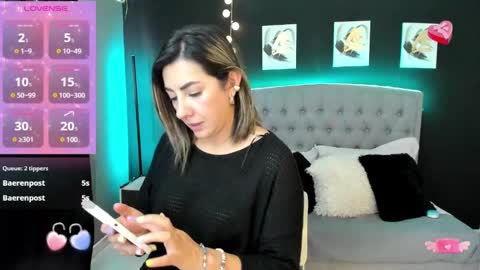   online show from February 7, 2025, 8:20 pm