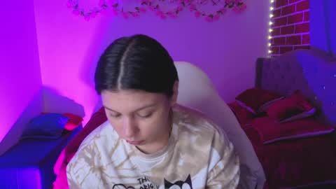 Snapshot of isabella_monntolvo chatting on May 26, 2026, 7:21 pm isabella_monntolvo online show from May 26, 2026, 7:21 pm