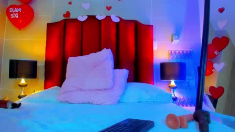 isabella montez online show from February 11, 2025, 6:22 pm
