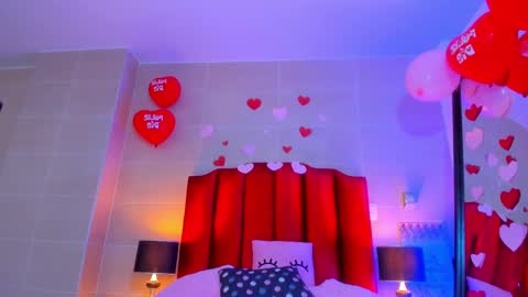 isabella montez online show from February 15, 2025, 3:39 pm