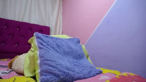 Snapshot of isabella_nice_ chatting on September 26, 2025, 12:47 am abby online show from September 26, 2025, 12:47 am