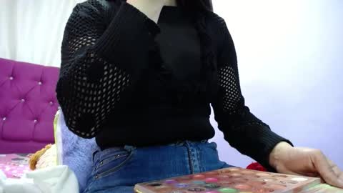 Snapshot of isabella_nice_ chatting on October 28, 2025, 2:15 am abby online show from October 28, 2025, 2:15 am