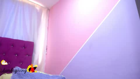 Snapshot of isabella_nice_ chatting on November 18, 2025, 2:54 pm abby online show from November 18, 2025, 2:54 pm