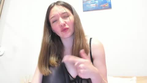 Snapshot of isabella_noir88 chatting on June 3, 2026, 6:57 pm Isabella Noir online show from June 3, 2026, 6:57 pm
