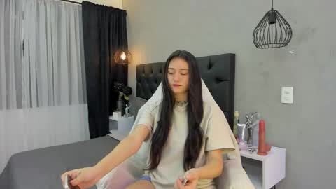 Snapshot of isabella_nowa chatting on February 15, 2026, 12:03 pm Isabella Nowa online show from February 15, 2026, 12:03 pm