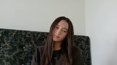 Snapshot of isabella_nowa chatting on June 25, 2026, 8:46 pm Isabella Nowa online show from June 25, 2026, 8:46 pm