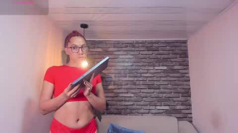 Camila online show from April 15, 2026, 12:01 pm