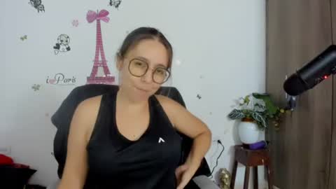 Isabella online show from July 19, 2026, 1:42 am