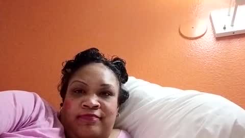 Isabella online show from February 15, 2026, 1:46 am