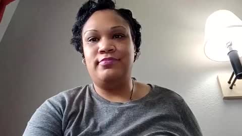 Isabella online show from February 22, 2026, 9:35 pm