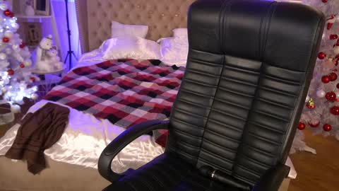 Snapshot of isabellafoxyy chatting on December 13, 2024, 5:10 pm Marina online show from December 13, 2024, 5:10 pm