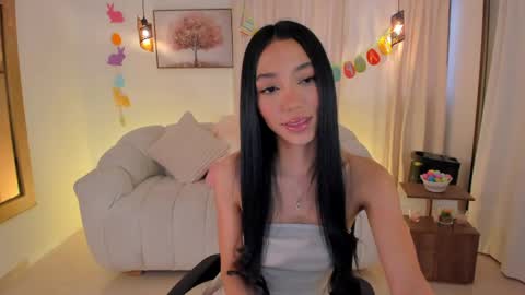Snapshot of isabellalux_ chatting on April 3, 2026, 4:49 pm ISABELLA online show from April 3, 2026, 4:49 pm