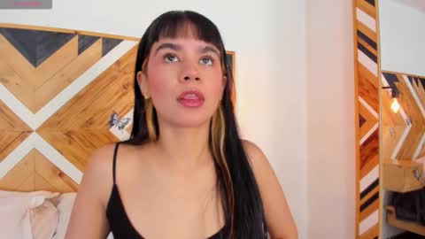 Snapshot of isabellamarinny chatting on November 6, 2025, 1:34 pm Isabella online show from November 6, 2025, 1:34 pm