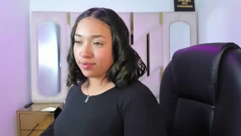 Snapshot of isabellrodriguez18 chatting on March 21, 2026, 6:29 am isabellrodriguez18 online show from March 21, 2026, 6:29 am