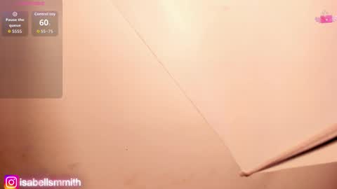 Isabellsmmith online show from November 9, 2025, 7:34 pm