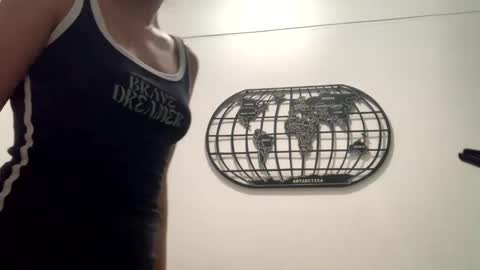 Snapshot of isabelprietoo chatting on December 19, 2024, 2:56 am Isa online show from December 19, 2024, 2:56 am