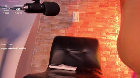 Snapshot of isabelsexysmile_ chatting on January 31, 2025, 8:01 pm Isabel M online show from January 31, 2025, 8:01 pm