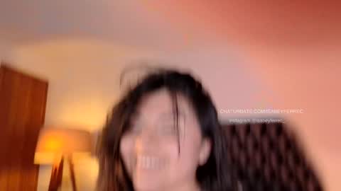 Snapshot of isabeyferrec chatting on December 28, 2024, 9:30 pm ISABEY online show from December 28, 2024, 9:30 pm