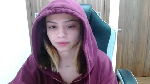 ISADORA online show from December 13, 2024, 9:24 am