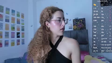 Isabela  online show from February 26, 2025, 2:26 am