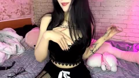 Issa online show from February 27, 2026, 11:10 am