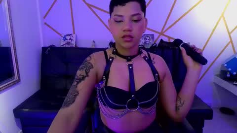 Snapshot of ise_lunny chatting on September 21, 2025, 9:27 pm isabela online show from September 21, 2025, 9:27 pm