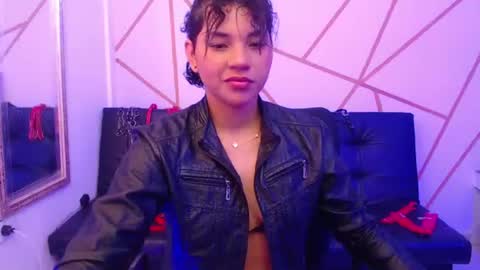 isabela online show from June 13, 2026, 3:59 am