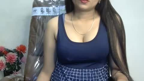 Snapshot of ishika_ishu chatting on October 6, 2025, 3:48 am ishika_ishu online show from October 6, 2025, 3:48 am