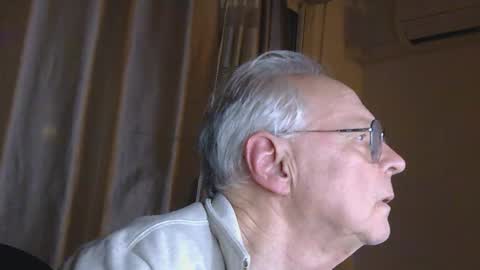 Ishmael Call me anytime online show from May 3, 2026, 2:17 am
