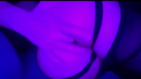 Snapshot of ishtarea chatting on February 21, 2025, 4:07 am ishtarea online show from February 21, 2025, 4:07 am