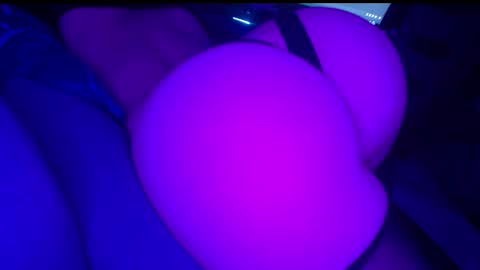 Snapshot of ishtarea chatting on March 8, 2025, 10:13 pm ishtarea online show from March 8, 2025, 10:13 pm