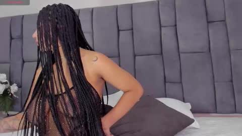 Snapshot of isislarah chatting on October 23, 2025, 4:23 am Isis Larah online show from October 23, 2025, 4:23 am