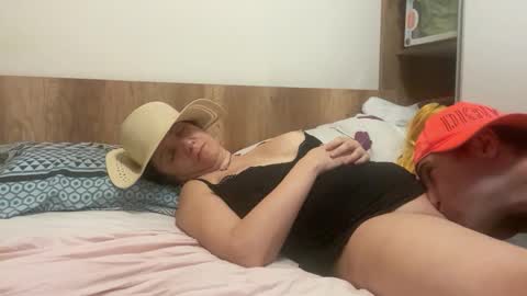 iskrenv online show from November 30, 2025, 10:25 pm