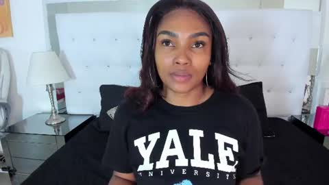 Snapshot of isla_scott chatting on July 14, 2026, 11:27 am Vanessa online show from July 14, 2026, 11:27 am