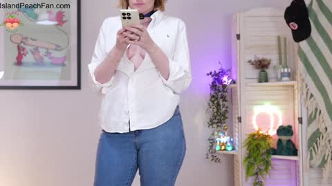 Lou  Peaches online show from March 20, 2026, 3:06 pm