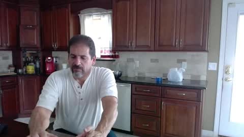 Snapshot of islandguy70 chatting on September 23, 2025, 9:07 pm Jim online show from September 23, 2025, 9:07 pm