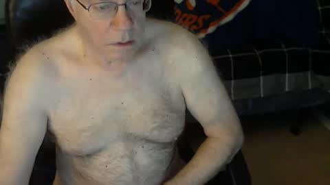 Snapshot of islesman22 chatting on January 25, 2025, 10:40 am islesman22 online show from January 25, 2025, 10:40 am