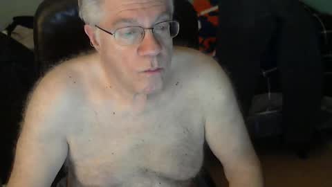 Snapshot of islesman22 chatting on February 27, 2025, 10:15 am islesman22 online show from February 27, 2025, 10:15 am