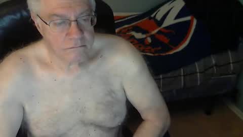 Snapshot of islesman22 chatting on February 16, 2026, 11:06 am islesman22 online show from February 16, 2026, 11:06 am